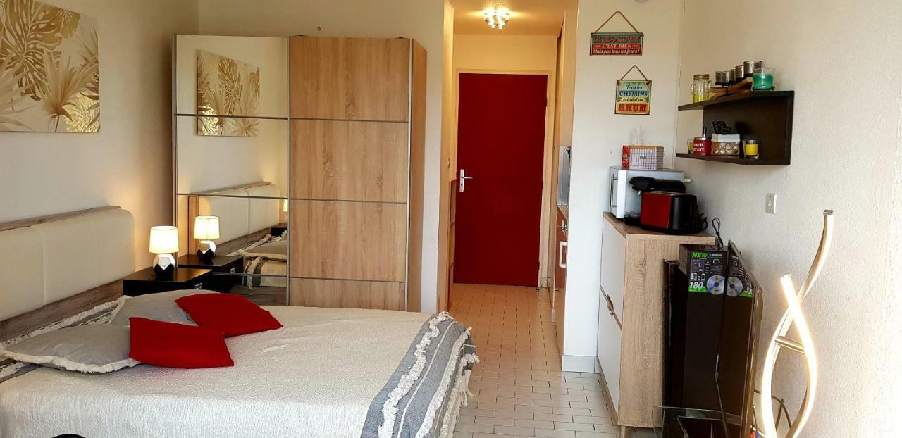 Studio Port Venus Village Naturiste Agde Bagian luar foto